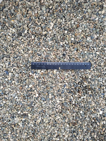 Kamenclub.ru: Галька речная окат (серая) фр.5-10 мм купить  в Казани галька речная серая, серый, темно-серый, светло-серый, коричневый речная окатанная галька декоративная ландшатфная 5000 руб/т   фото КАМЕНЬ КЛУБ