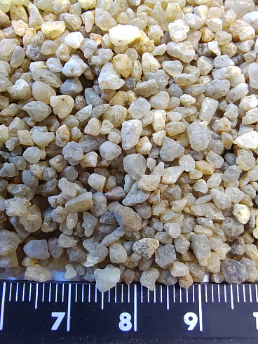 Кварцевый песок для водоподготовки фр. 1,6-3 мм.  купить в Казани фото Камень Клуб