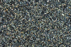 Kamenclub.ru: Щебень крошка зеленый (змеевик) фр. 3-5 мм  купить в Казани камень змеевик зеленый, салатовый светло-зеленый мраморная каменная декоративная крошка 9000 руб/т   фото КАМЕНЬ КЛУБ