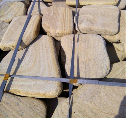 Kamenclub.ru: Песчаник пластушка галтованный желтый с рисунком (3 см)  купить в Казани плитняк - пластушка желтый песчаник 21000 руб/м3   фото КАМЕНЬ КЛУБ