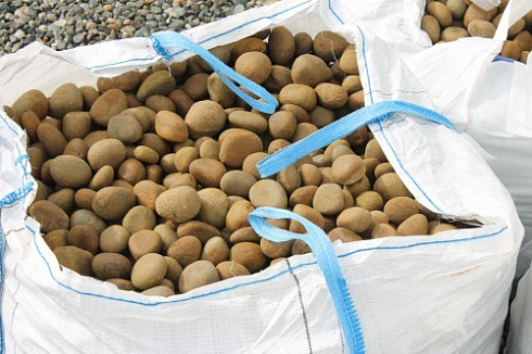 Kamenclub.ru: Песчаник ядра, фр. 100-300 мм  купить в Казани песчаник бежевый серый рыжий речная галька 5 000 руб/т   фото КАМЕНЬ КЛУБ