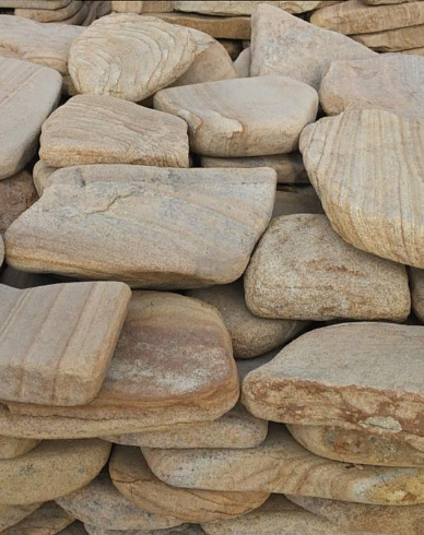 Kamenclub.ru: Песчаник пластушка галтованный желтый с рисунком (3 см)  купить в Казани плитняк - пластушка желтый песчаник 21000 руб/м3   фото КАМЕНЬ КЛУБ