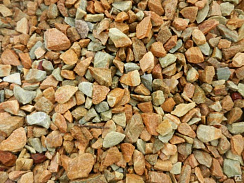 Kamenclub.ru: Щебень крошка желтый (ЗЛАТОЛИТ) фр. 3-5 мм.  купить в Казани златолит золотистый, бежевый, желтый мрамор 12 000 руб/т   фото КАМЕНЬ КЛУБ