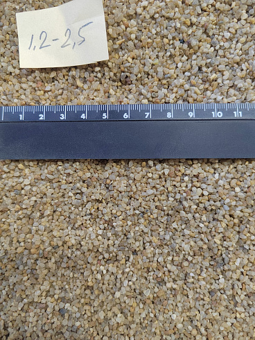 Кварцевый песок сухой фракцинированный фр. 1,2-2,5 мм.  купить в Казани фото Камень Клуб
