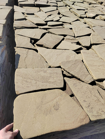 Kamenclub.ru: Песчаник пластушка галтованная серо-зеленая (3,0 см)  купить в Казани песчаник серо-зеленый песчаник 18000 руб/м3   фото КАМЕНЬ КЛУБ