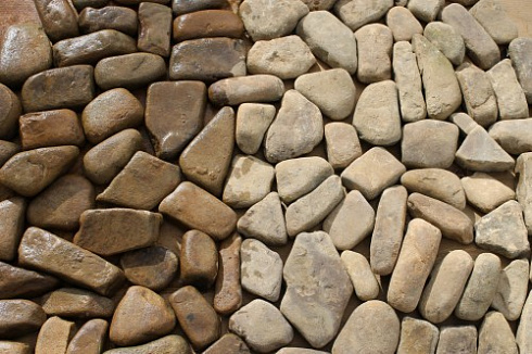 Kamenclub.ru: Песчаник брусчатка  купить в Казани    5 500 руб/т   фото КАМЕНЬ КЛУБ