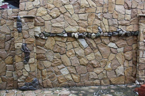 Kamenclub.ru: Песчаник колотый для облицовки (фр. 2-3 см)  купить в Казани песчаник бежевый серый рыжий песчаник строительный 5000 руб/т   фото КАМЕНЬ КЛУБ