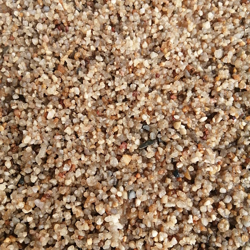 Кварцевый песок сухой фракцинированный фр. 1,6-4 мм.  купить в Казани фото Камень Клуб