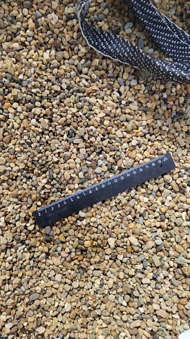 Kamenclub.ru: Галька окат (серо-желтая) фр.5-10 мм. купить  в Казани галька речная рыжий, желтый, рыжий, серо-желтый речная окатанная галька декоративная 5000 руб/т   фото КАМЕНЬ КЛУБ