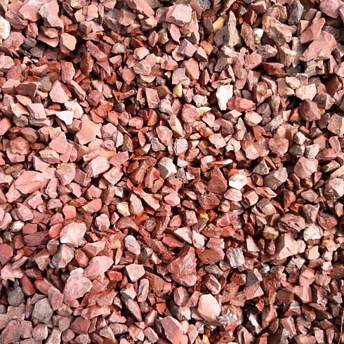 Kamenclub.ru: Щебень крошка красный (ЯШМА) фр. 5-10 мм.  купить в Казани крошка каменная яшмы красный, бордовый, темно-красный декоративная крошка ландшафтная каменная яшмоидная 8500 руб/т   фото КАМЕНЬ КЛУБ