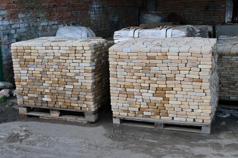 Kamenclub.ru: Песчаник брусчатка (Готика) art PSG-L-01  купить в Казани    2300 руб/кв.м   фото КАМЕНЬ КЛУБ