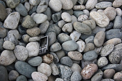 Kamenclub.ru: Галька речная окат (ассорти) фр. 50-100 мм. купить  в Казани галька природная округлая серая белая черная серая коричневая синяя галька речная окатанная округлая 6200 руб/т   фото КАМЕНЬ КЛУБ