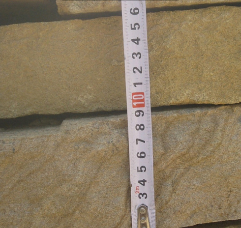 Kamenclub.ru: Песчаник пластушка желтый с рисунком (7-15 см)  купить в Казани плитняк - пластушка - бут желтый песчаник 10200 руб/м3   фото КАМЕНЬ КЛУБ