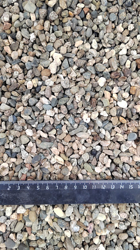 Kamenclub.ru: Галька речная окат (серая) фр.5-10 мм купить  в Казани галька речная серая, серый, темно-серый, светло-серый, коричневый речная окатанная галька декоративная ландшатфная 5000 руб/т   фото КАМЕНЬ КЛУБ