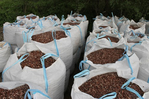 Kamenclub.ru: Мраморная крошка (щебень крошка розовый) фр. 20-40 мм.  купить в Казани мрамор розовый, красный мраморная крошка декоративная 11000 руб/т   фото КАМЕНЬ КЛУБ