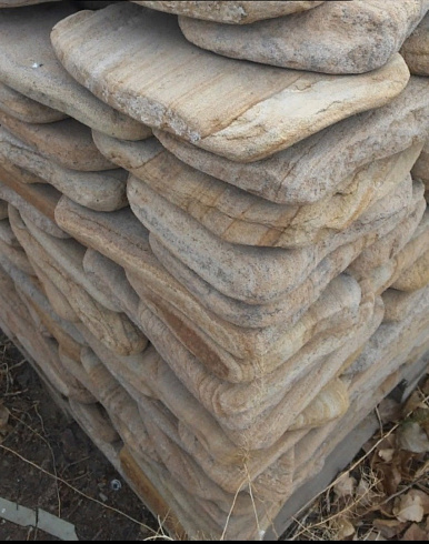 Kamenclub.ru: Песчаник пластушка галтованный желтый с рисунком (3 см)  купить в Казани плитняк - пластушка желтый песчаник 21000 руб/м3   фото КАМЕНЬ КЛУБ