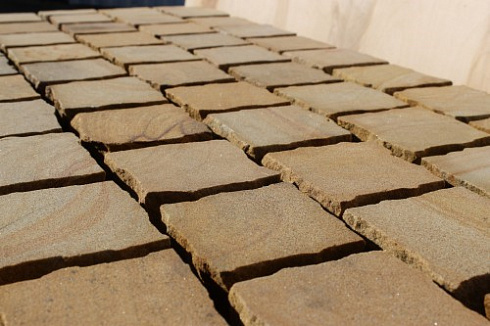 Kamenclub.ru: Песчаник брусчатка (Прага) art PSG-10-07  купить в Казани    2600 руб/кв.м   фото КАМЕНЬ КЛУБ