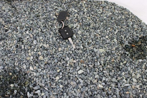 Kamenclub.ru: Щебень крошка зеленый (змеевик) фр. 5-10 мм  купить в Казани змеевик зеленый, салатовый ландшафтный декоративный щебень крошка 7 200 руб/т   фото КАМЕНЬ КЛУБ