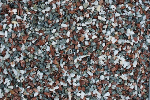 Kamenclub.ru: Мраморная крошка (щебень крошка микс: белый-зеленый-розовый) фр. 3-5 мм.  купить в Казани мрамор белый, зеленый, розовый мраморная декоративная крошка каменная 12000 руб/т   фото КАМЕНЬ КЛУБ