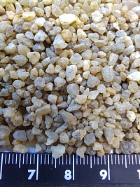 Кварцевый песок для водоподготовки фр. 1,6-3 мм.  купить в Казани фото Камень Клуб