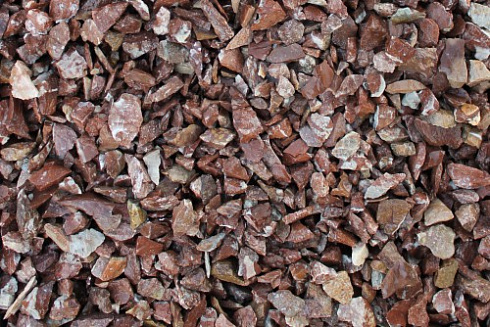 Kamenclub.ru: Мраморная крошка (щебень крошка розовый) фр. 3-5 мм.  купить в Казани мрамор розовый, красный декоративная ландшафтная мраморная крошка 11500 руб/т   фото КАМЕНЬ КЛУБ