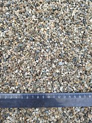 Kamenclub.ru: Галька речная окат (серая) фр.3-5 мм купить  в Казани галька речная серая бежевый темно-серый окатанный речной камень округлый 9500 руб/т   фото КАМЕНЬ КЛУБ