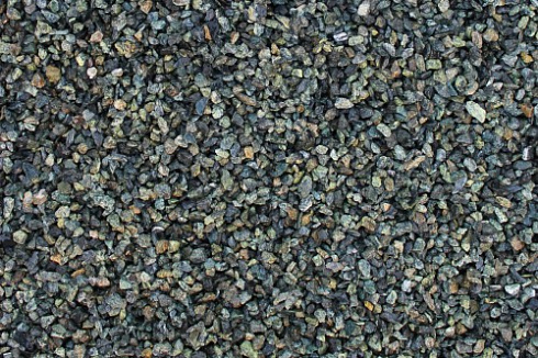 Kamenclub.ru: Щебень крошка зеленый (змеевик) фр. 10-20 мм.  купить в Казани змеевик зеленый, салатовый декоративная ландшафтная каменная крошка щебня 7 200 руб/т   фото КАМЕНЬ КЛУБ