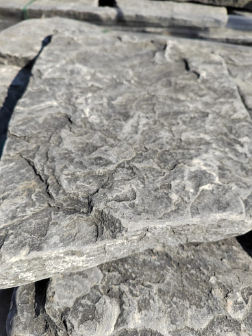 Kamenclub.ru: Песчаник галтованный для облицовки (фр. 2-5 см)  купить в Казани песчник рыжий желтый серый песчаник окатанный речной 6 000 руб/т   фото КАМЕНЬ КЛУБ